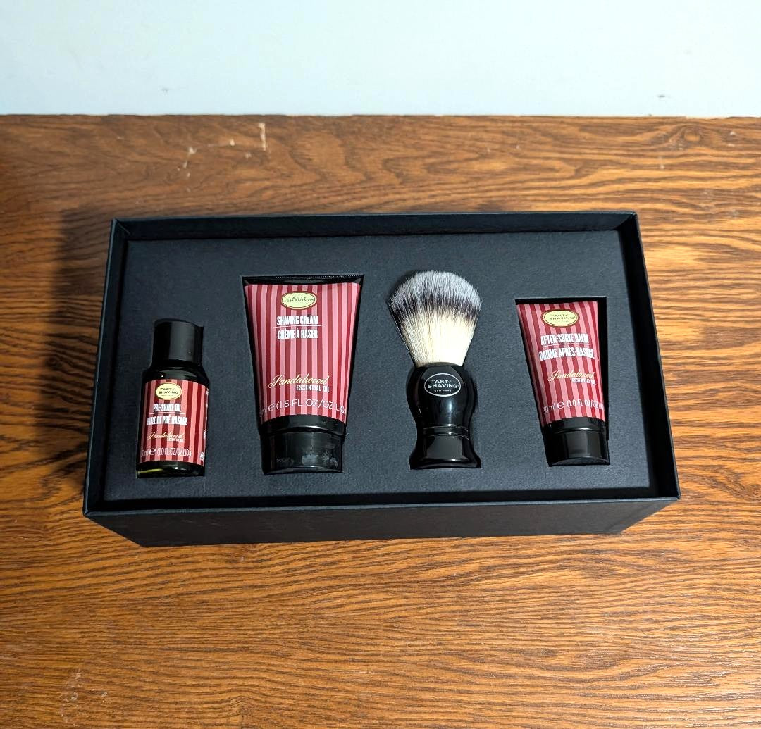 The Art of Shaving Sandalwood Gifted Groomer Kit